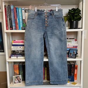 Cabi Palm Beach Crop Ankle Jeans